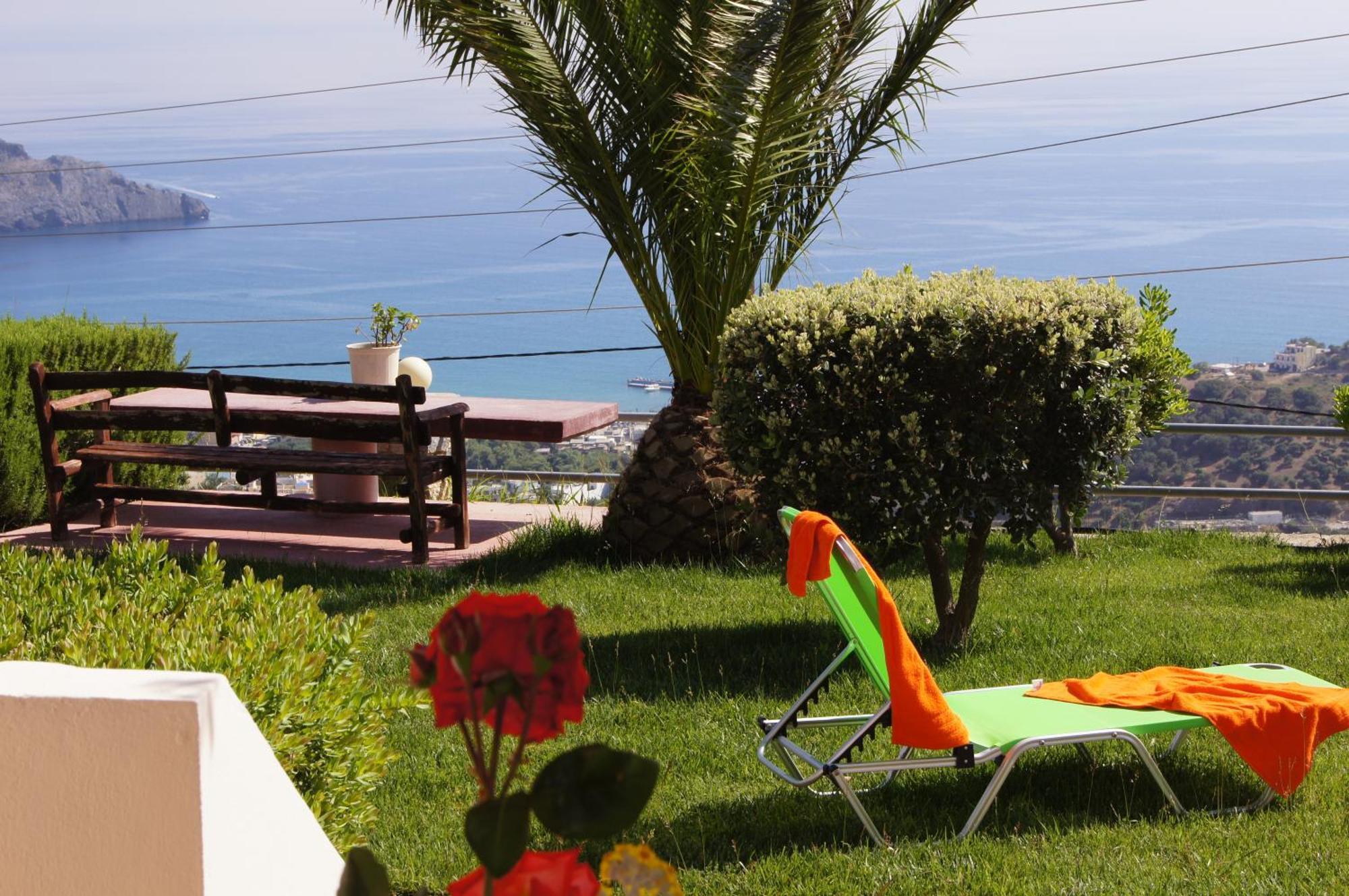 Chrisanthi Studios & Apartments Πλακιάς Εξωτερικό φωτογραφία