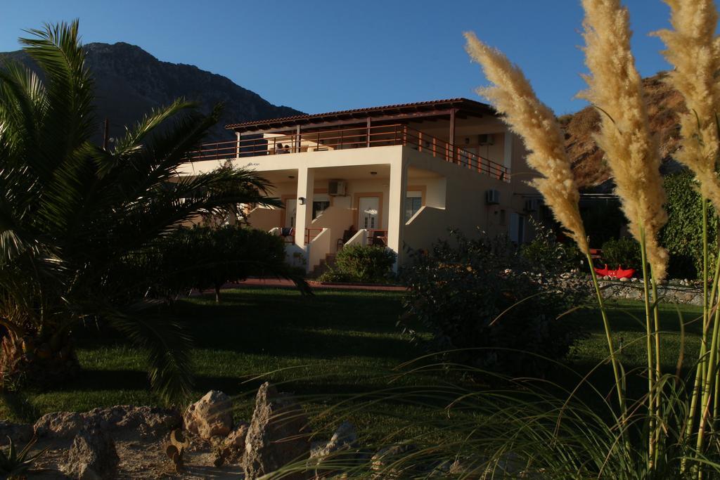 Chrisanthi Studios & Apartments Πλακιάς Εξωτερικό φωτογραφία