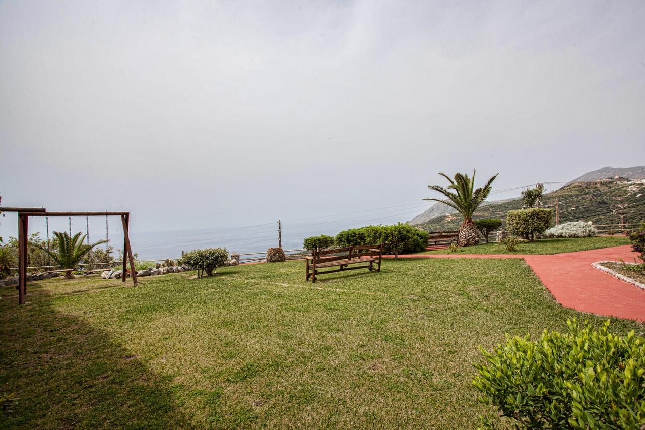 Chrisanthi Studios & Apartments Πλακιάς Εξωτερικό φωτογραφία