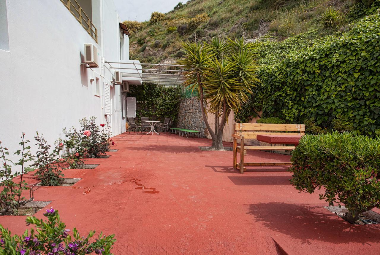 Chrisanthi Studios & Apartments Πλακιάς Εξωτερικό φωτογραφία